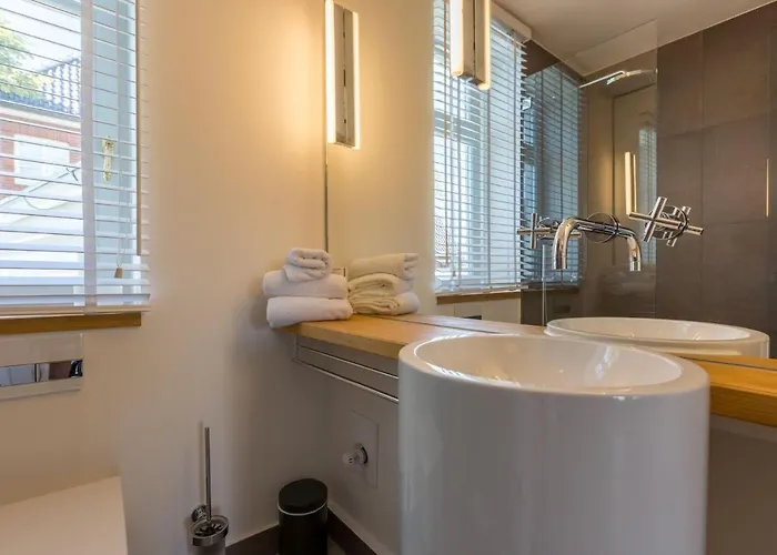 Hues Elsbe Westerland