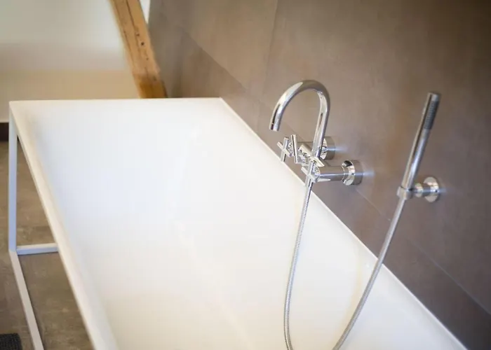 Hues Elsbe Westerland